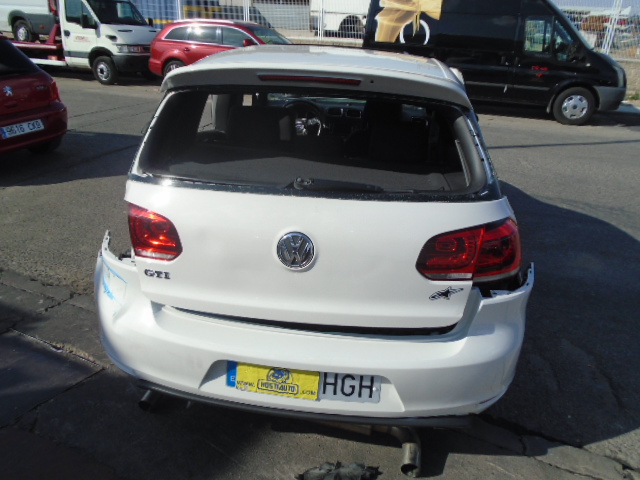 VOLKSWAGEN GOLF GTI 2.0 TFSI 210CV