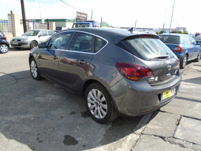 OPEL ASTRA 1.7 CDTI 110CV