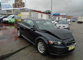 VOLVO C-30 2.0 D 136CV VOLVO C-30 2.0 D 136CV