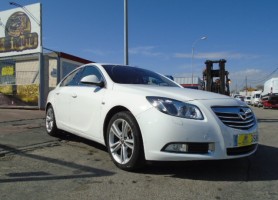 OPEL INSIGNIA 2.0 CDTI 160CV OPEL INSIGNIA 2.0 CDTI 160CV