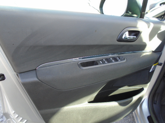 PEUGEOT 5008 1.6 HDI STYLE 115CV 7 PLAZAS