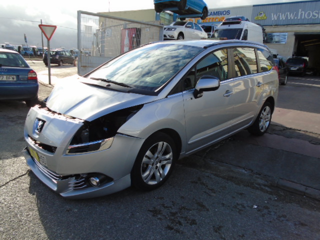 PEUGEOT 5008 1.6 HDI STYLE 115CV 7 PLAZAS