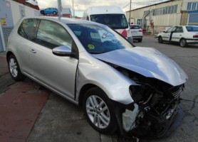 VOLKSWAGEN GOLF VI 2.0 TDI 140CV AUTOMATICO VOLKSWAGEN GOLF VI 2.0 TDI 140CV AUTOMATICO