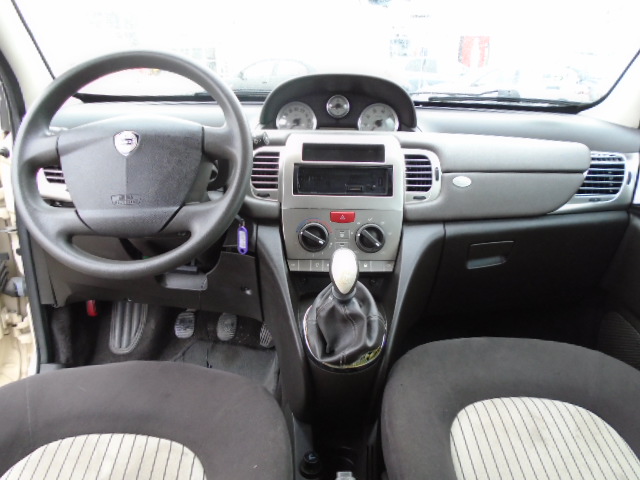 LANCIA YPSILON ORO 1.0 GASOLINA 95CV