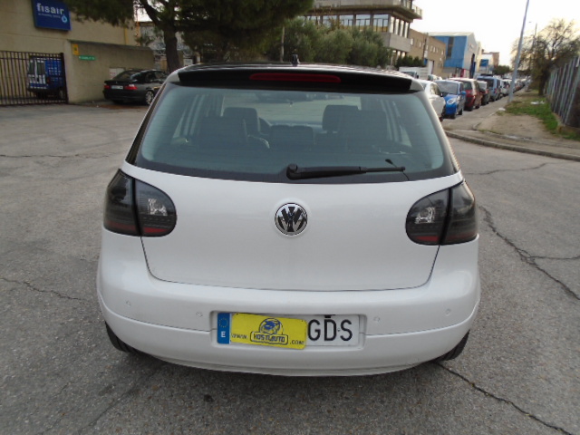 VOLKSWAGEN GOLF V 2.0 TDI 140CV