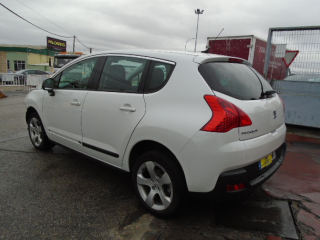 PEUGEOT 3008 1.6 HDI 112CV AUTOMATICO