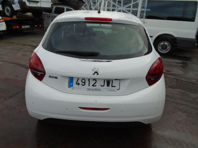 PEUGEOT 208 1.6 HDI 100CV