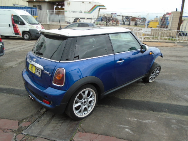 MINI COOPER 1.6 D 110CV