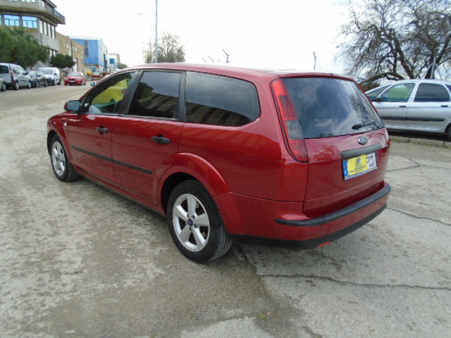 FORD FOCUS 1.8 TDCI115CV FAMILIAR