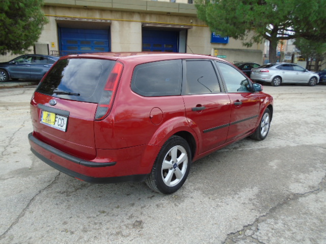 FORD FOCUS 1.8 TDCI115CV FAMILIAR