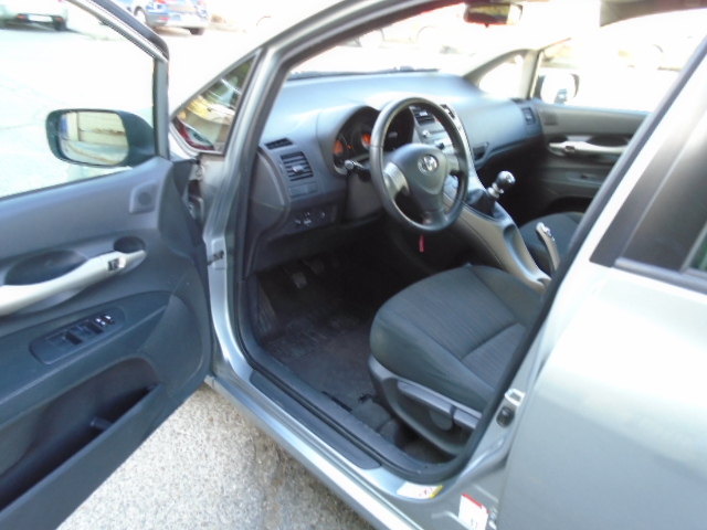 TOYOTA AURIS 2.0 D4D 127CV