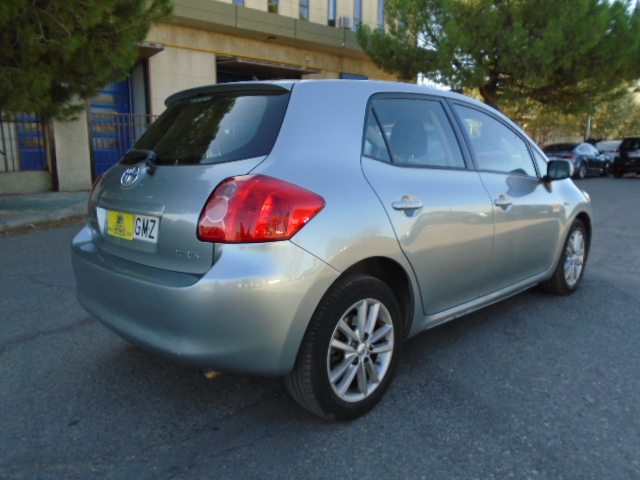 TOYOTA AURIS 2.0 D4D 127CV