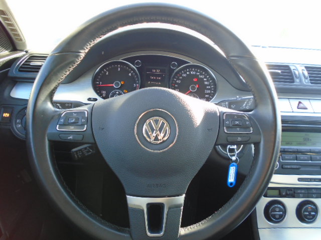 VOLKSWAGEN PASSAT VARIANT 2.0 TDI 140CV 