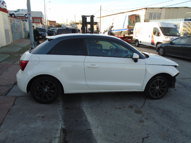 AUDI A1 1.6 TDI 90CV