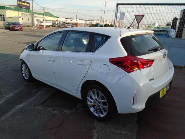 TOYOTA AURIS 2.0 D4D 124CV