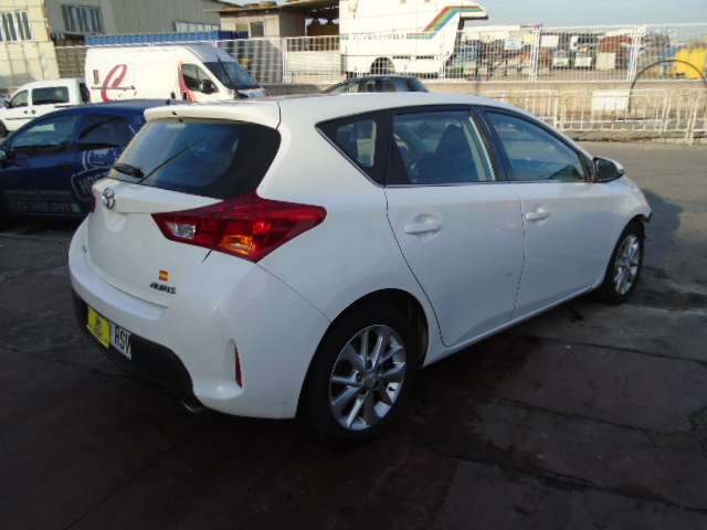 TOYOTA AURIS 2.0 D4D 124CV