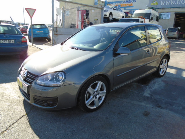 VOLKSWAGEN GOLF V 1.4 TFSI 140CV DSG