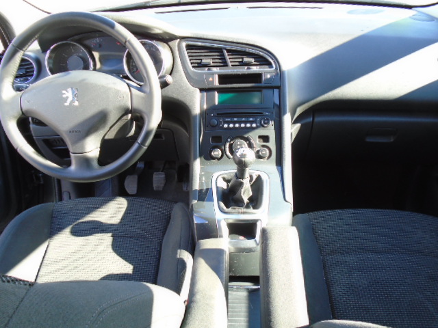 PEUGEOT 5008 1.6 I 120CV 7 PLAZAS