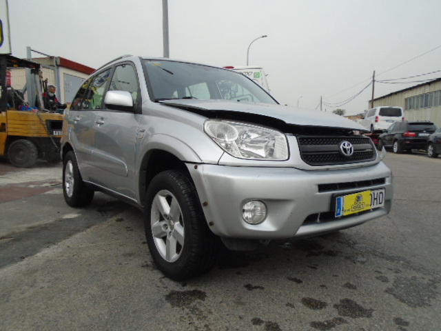 TOYOTA RAV4 2.0 INY 150CV