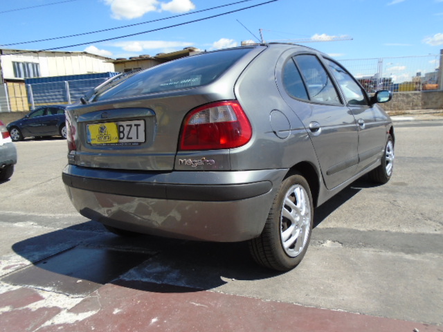 RENAULT MEGANE 1.9 DCI 102CV