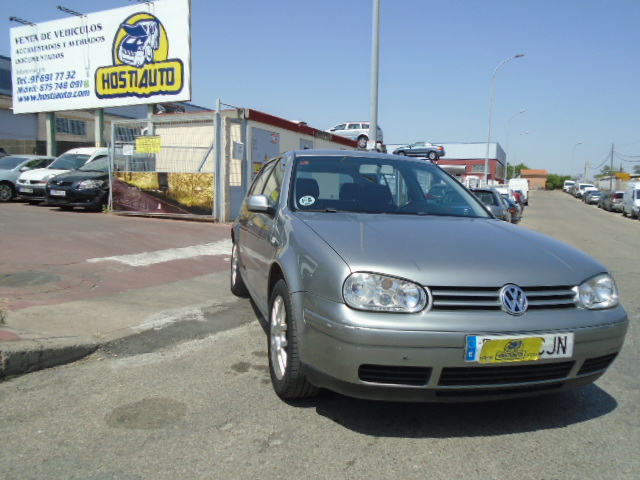 VOLKSWAGEN GOLF IV 1.6 INY 102CV AUTOMATICO