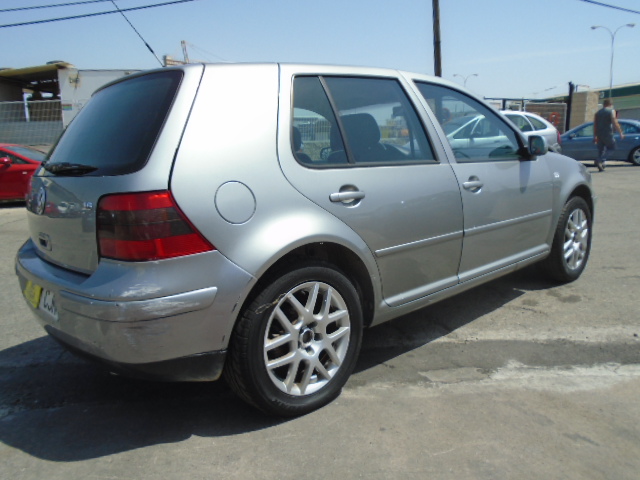 VOLKSWAGEN GOLF IV 1.6 INY 102CV AUTOMATICO