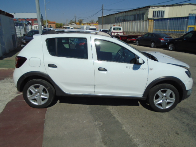 DACIA SANDERO 900CC INYECCION 90CV