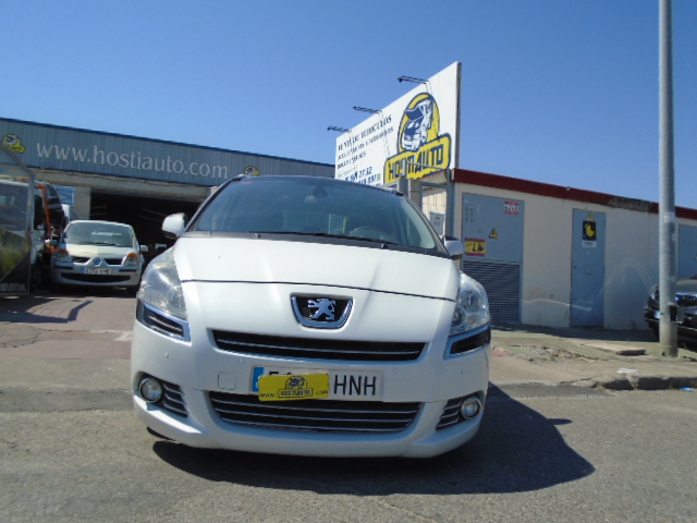 PEUGEOT 5008 2.0 HDI 136CV 7PLAZAS