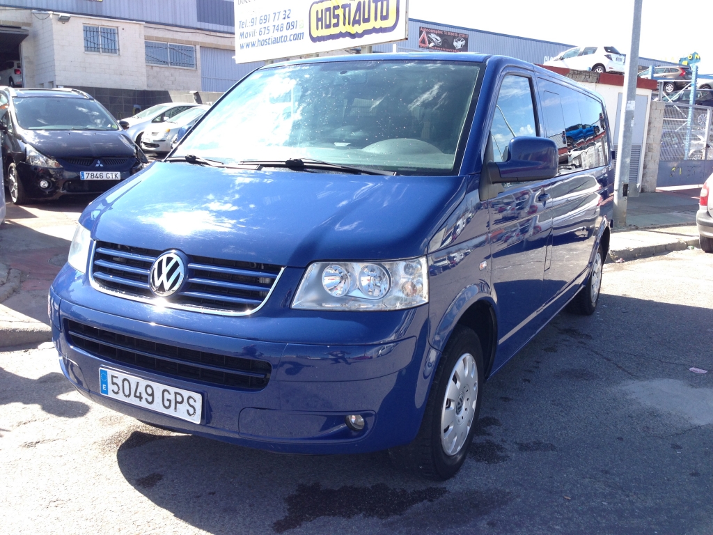 VW CARAVELLE 2.5 TDI AUTO 8 PLAZAS