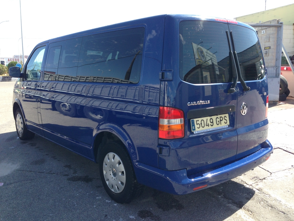 VW CARAVELLE 2.5 TDI AUTO 8 PLAZAS