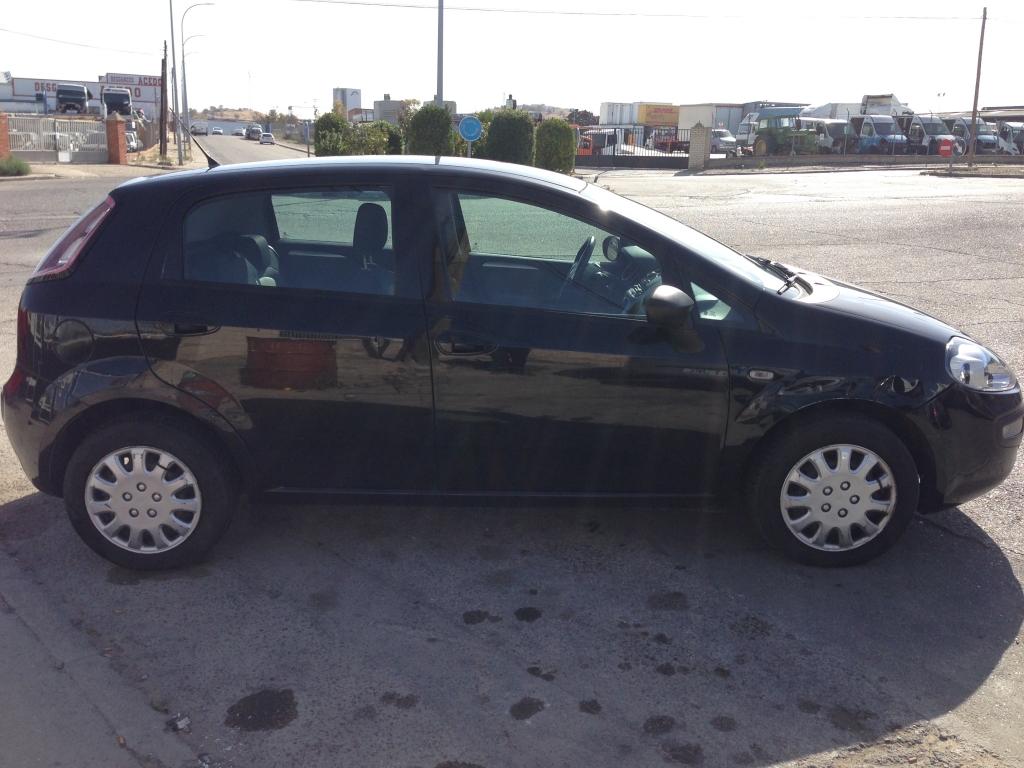 FIAT PUNTO EVO 1.4 INYECCION 78CV