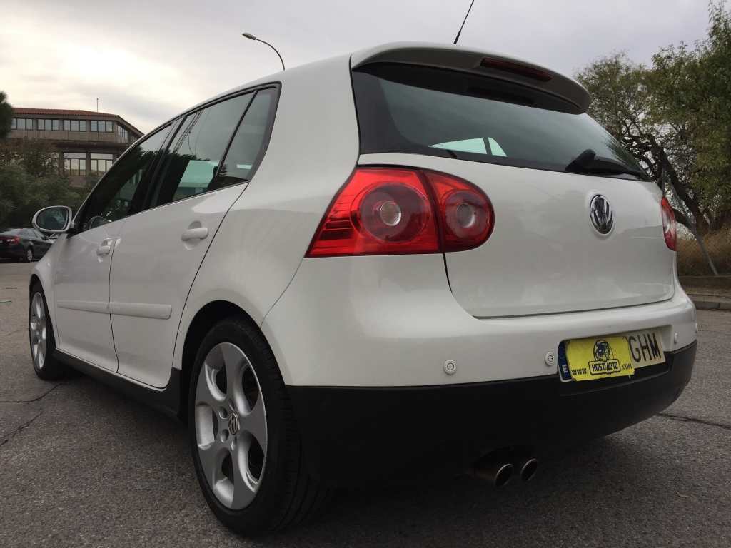 VOLKSWAGEN GOLF GTI 2.0 200CV