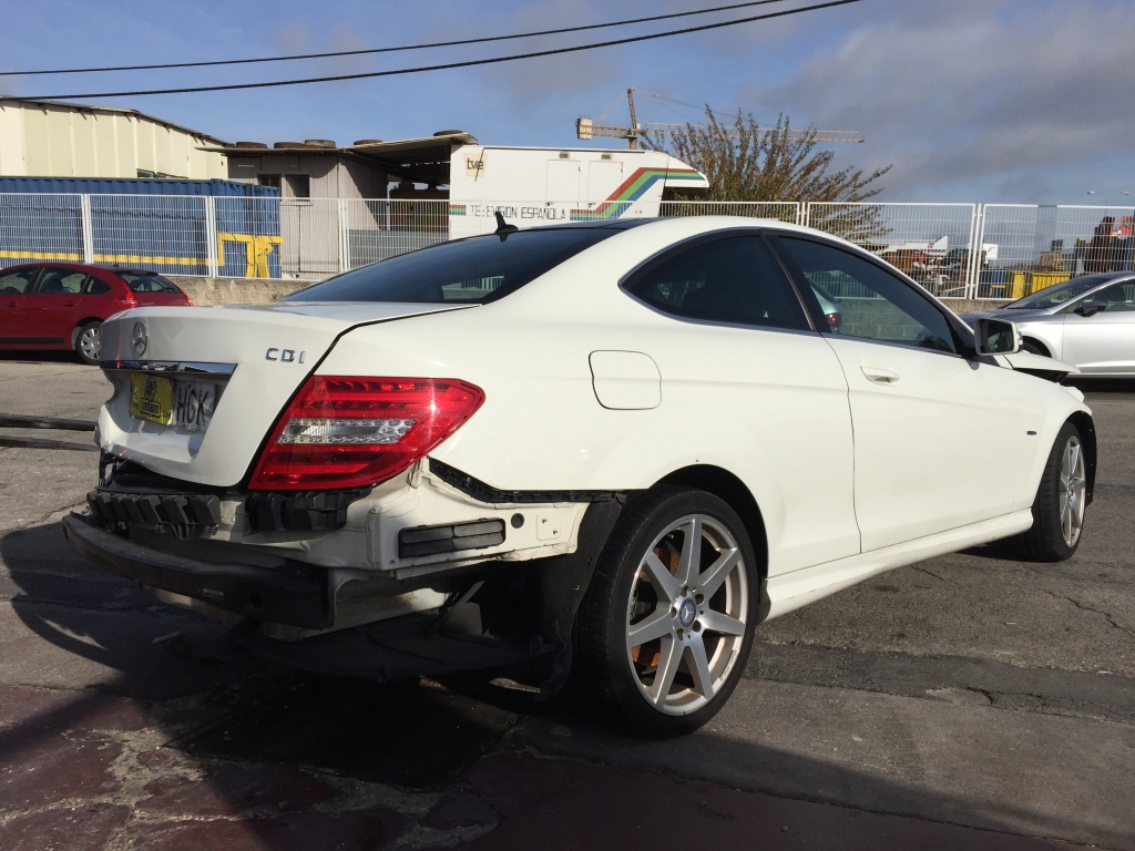 MERCEDES BENZ C-220 CDI 2.2 170CV AUTOMATICO