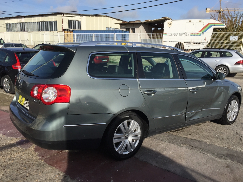 VOLKSWAGEN PASSAT VARIANT 2.0 TDI 140CV DSG