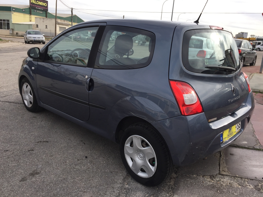 RENAULT TWINGO 1.2 INY 76CV AUTOMATICO