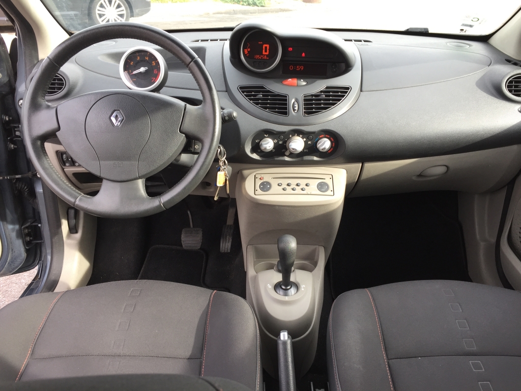 RENAULT TWINGO 1.2 INY 76CV AUTOMATICO