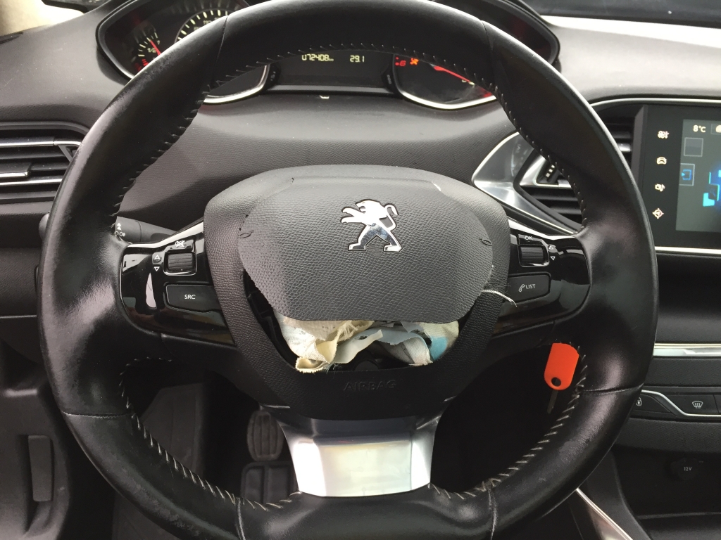 PEUGEOT 308 1.6 HDI 120CV