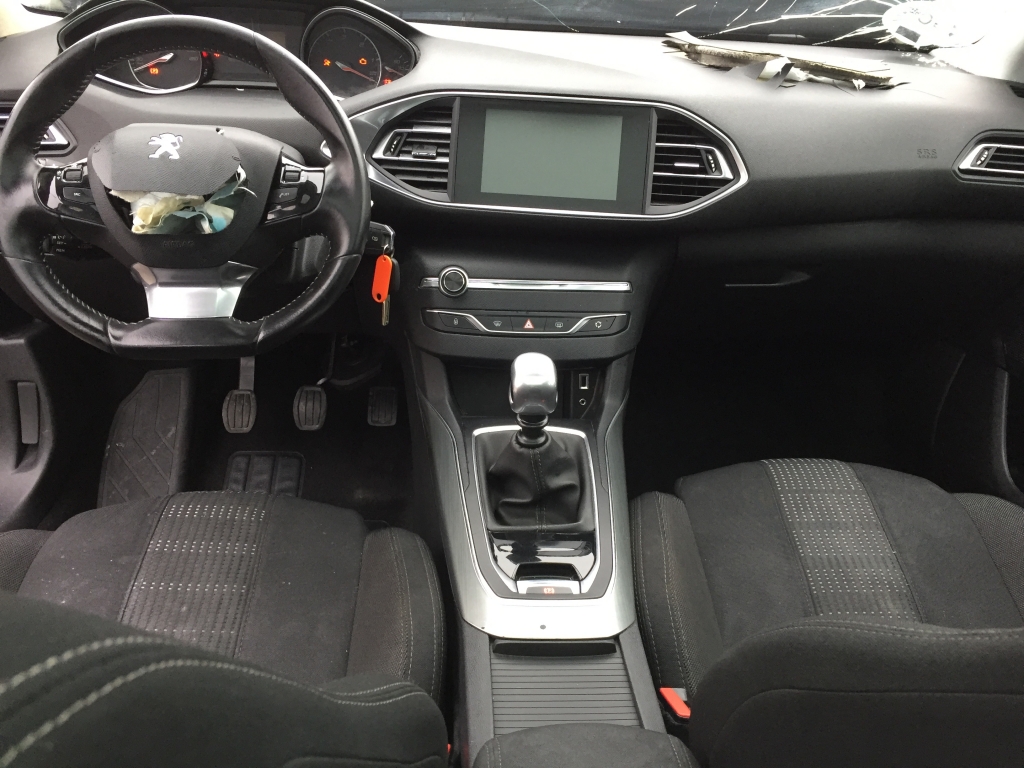 PEUGEOT 308 1.6 HDI 120CV