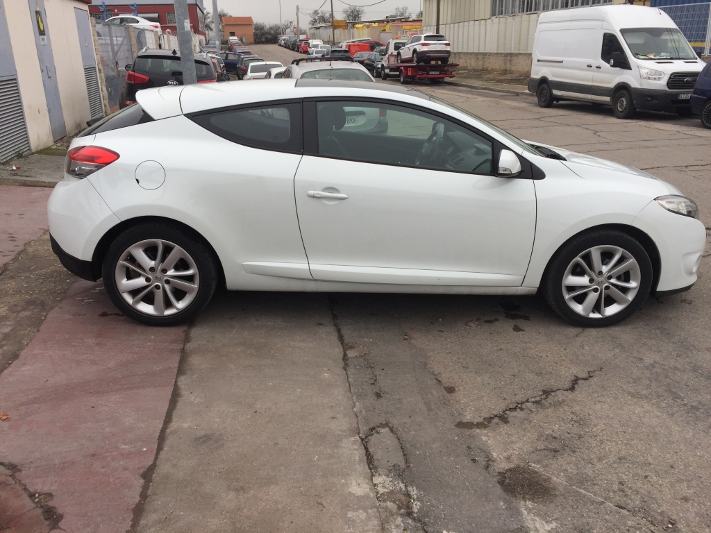 RENAULT MEGANE COUPE 1.2 INY 115CV