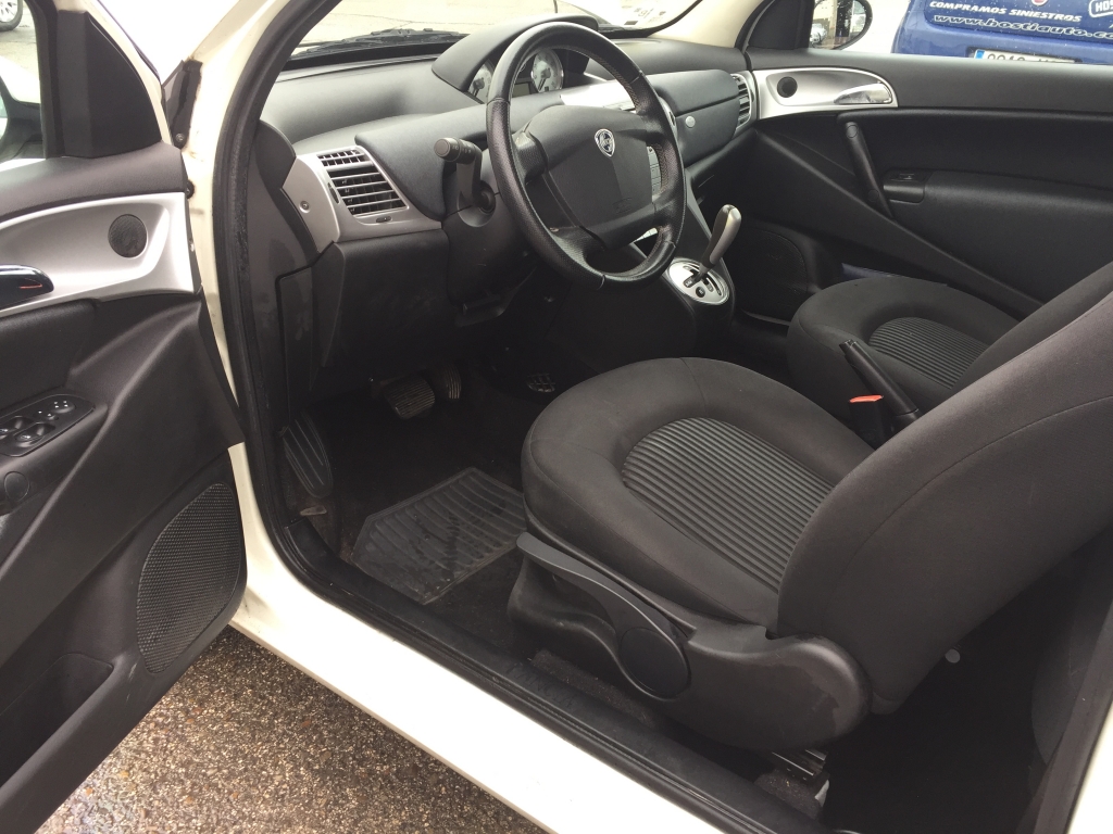 LANCIA YPSILON 1.2 D 75CV AUTOMATICO