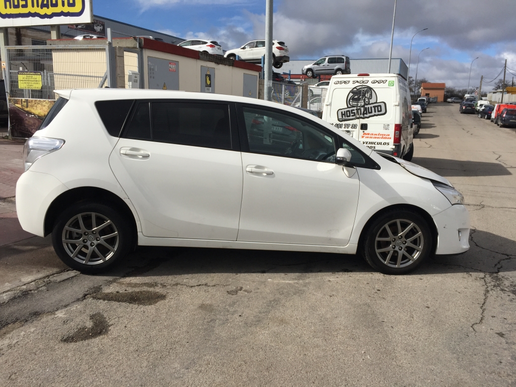 TOYOTA VERSO 1.6 INY 132CV 7 PLAZAS