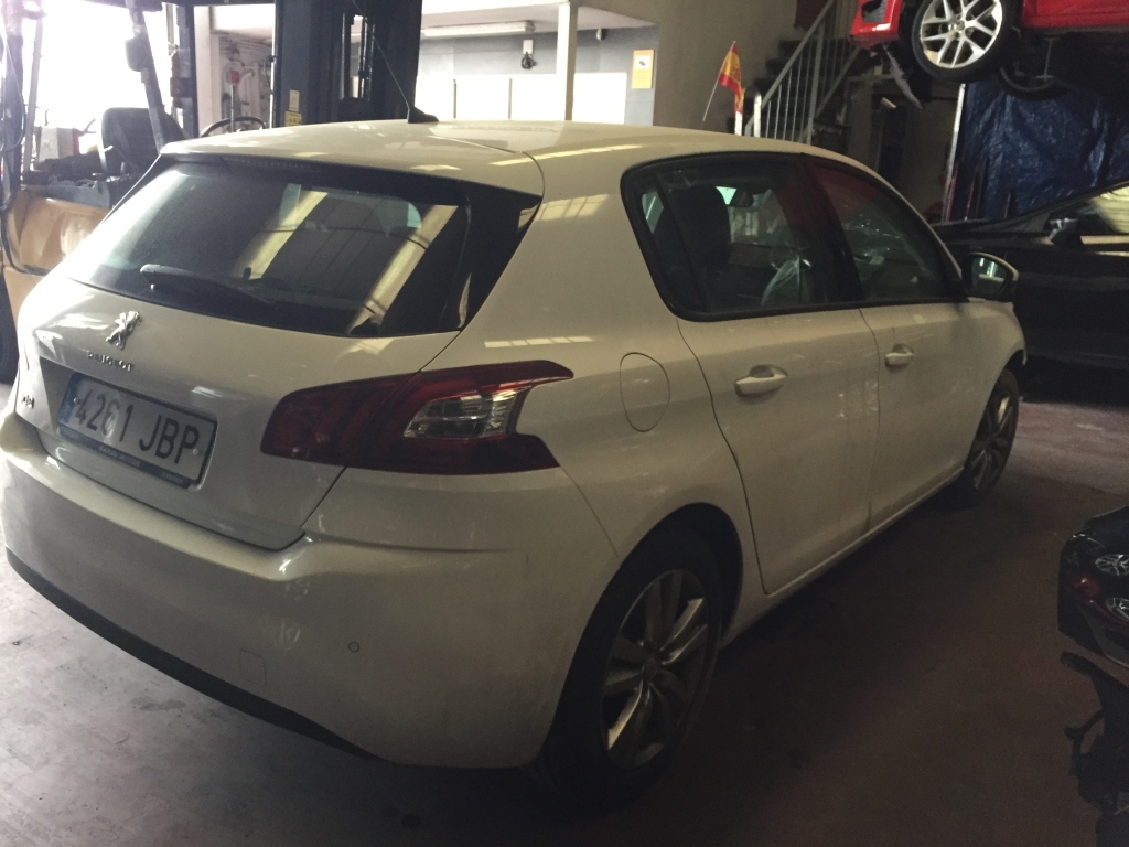 PEUGEOT 308 1.6 HDI 93CV