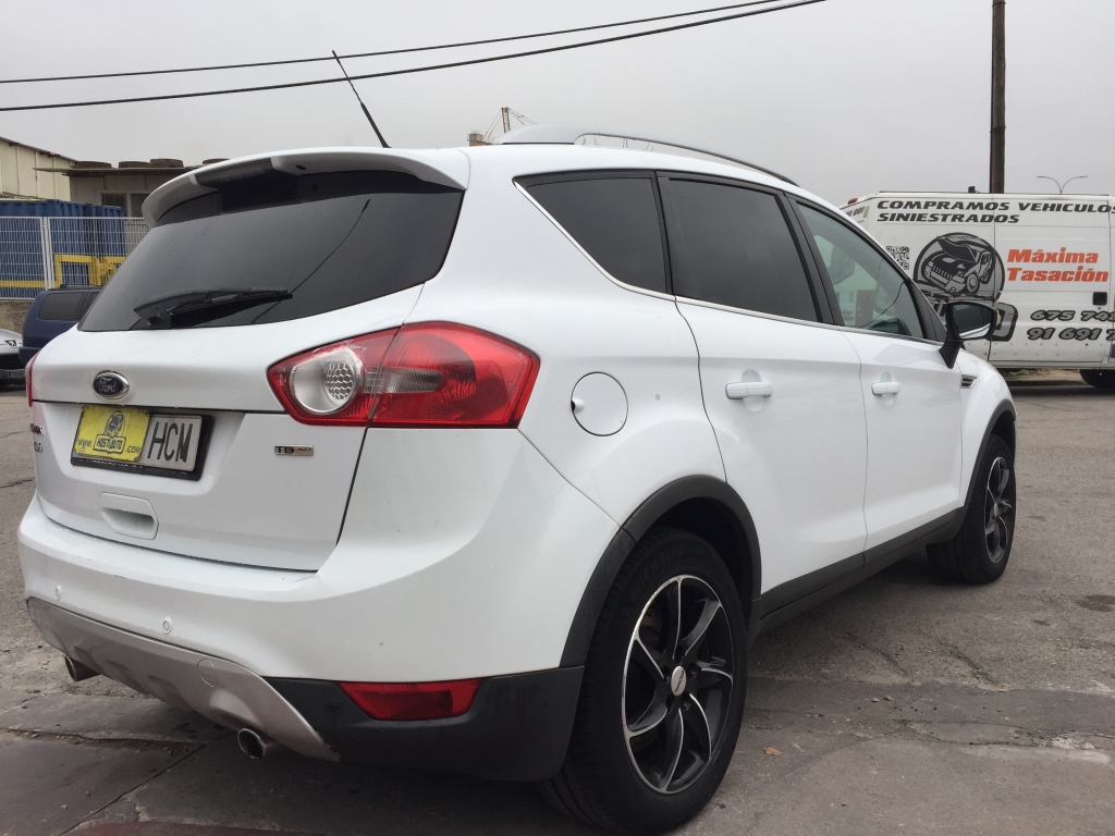 FORD KUGA 2.0 CDTI 140CV 4X4 TITANIUM