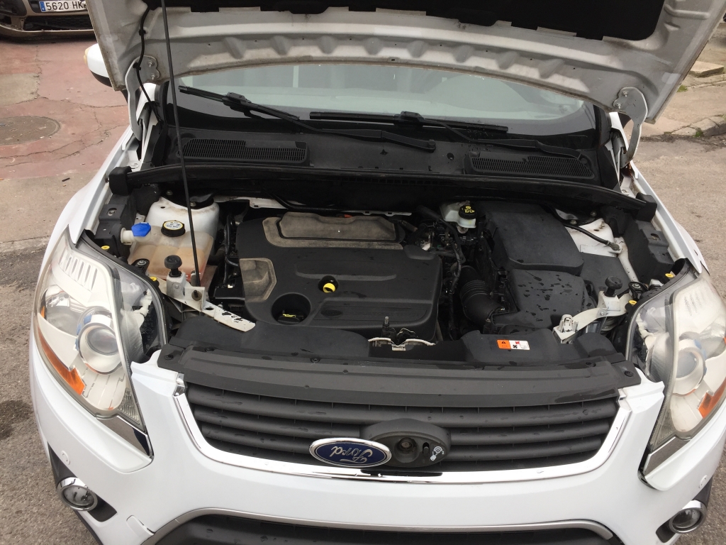 FORD KUGA 2.0 CDTI 140CV 4X4 TITANIUM