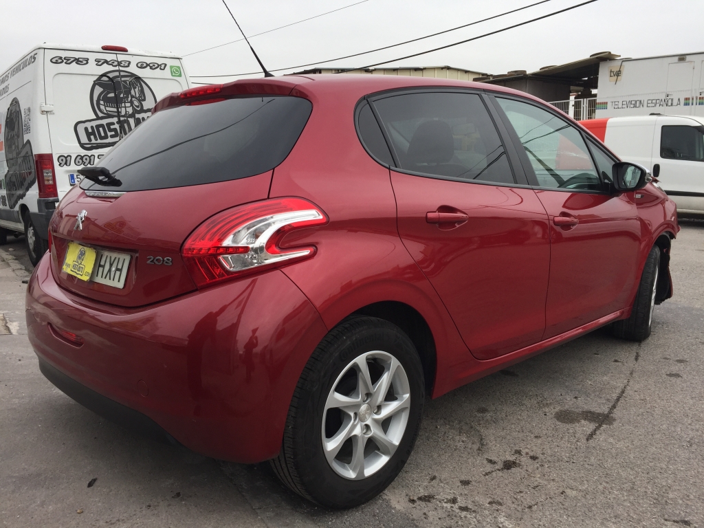 PEUGEOT 208 STYLE 1.2 VTI 82CV