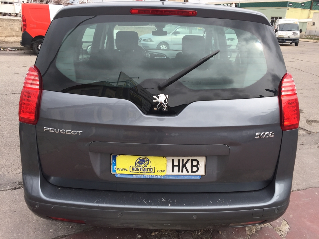 PEUGEOT 5008 1.6 HDI 112CV 7 PLAZAS