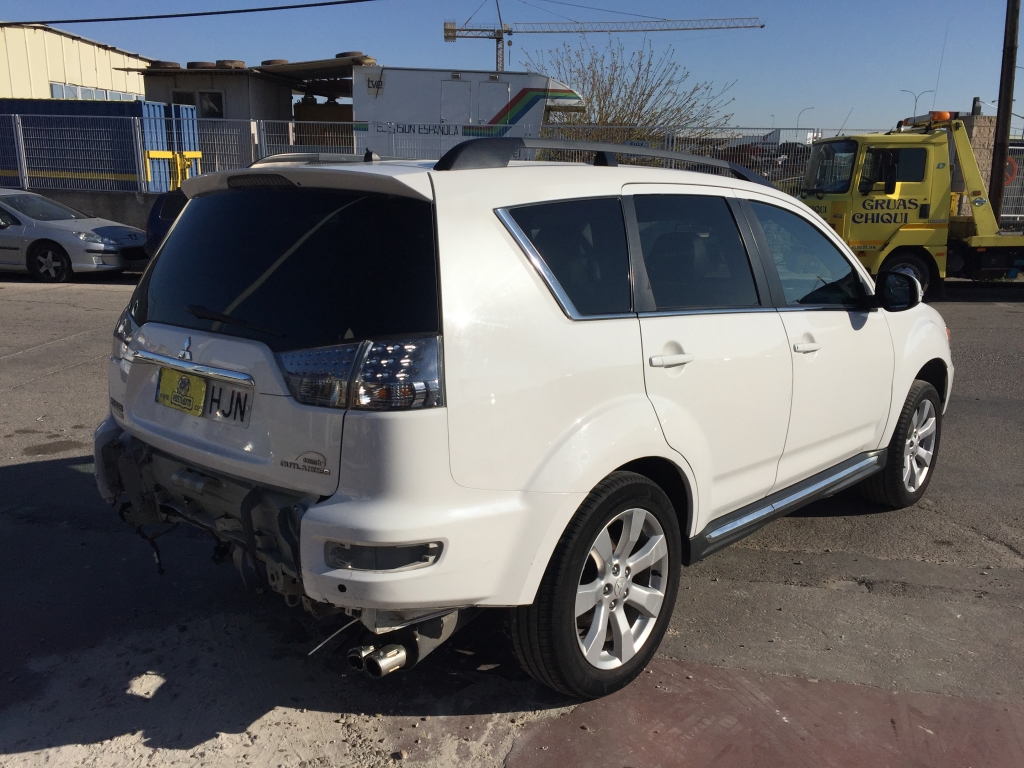 MITSUBISHI OUTLANDER 2.2 D 177CV 7 PLAZAS