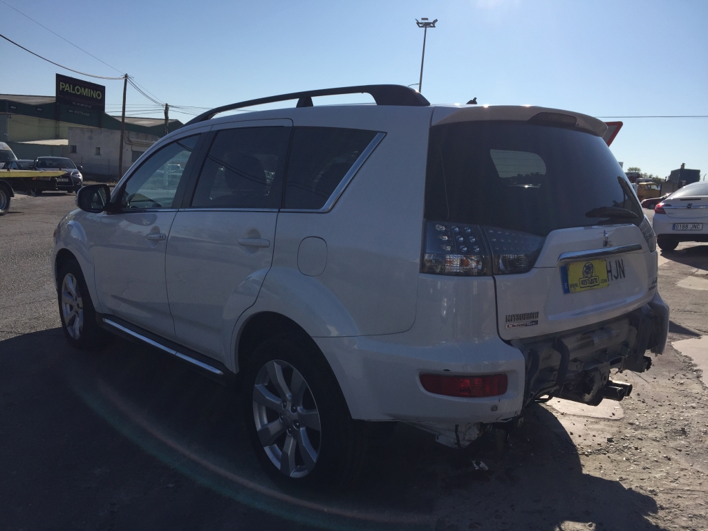 MITSUBISHI OUTLANDER 2.2 D 177CV 7 PLAZAS