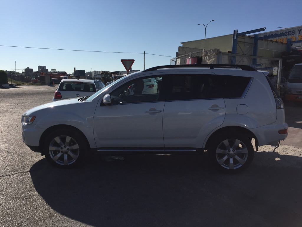 MITSUBISHI OUTLANDER 2.2 D 177CV 7 PLAZAS