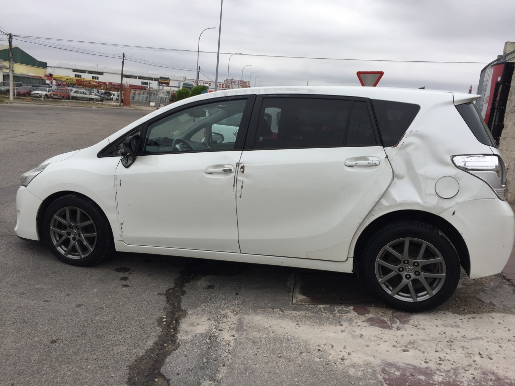 TOYOTA VERSO 2.0 D4D 124CV